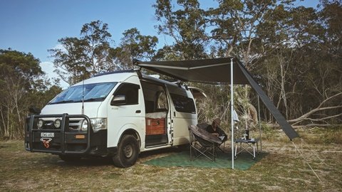 Bus 4x4 Campervan Conversion