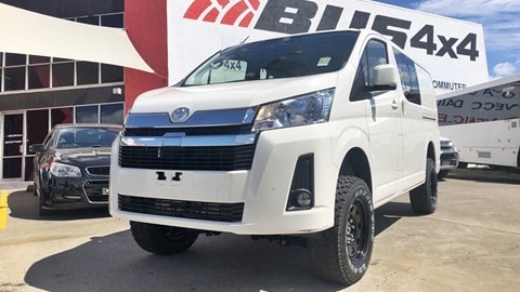 Bus 4×4 Conversion of Hiace LWB Van